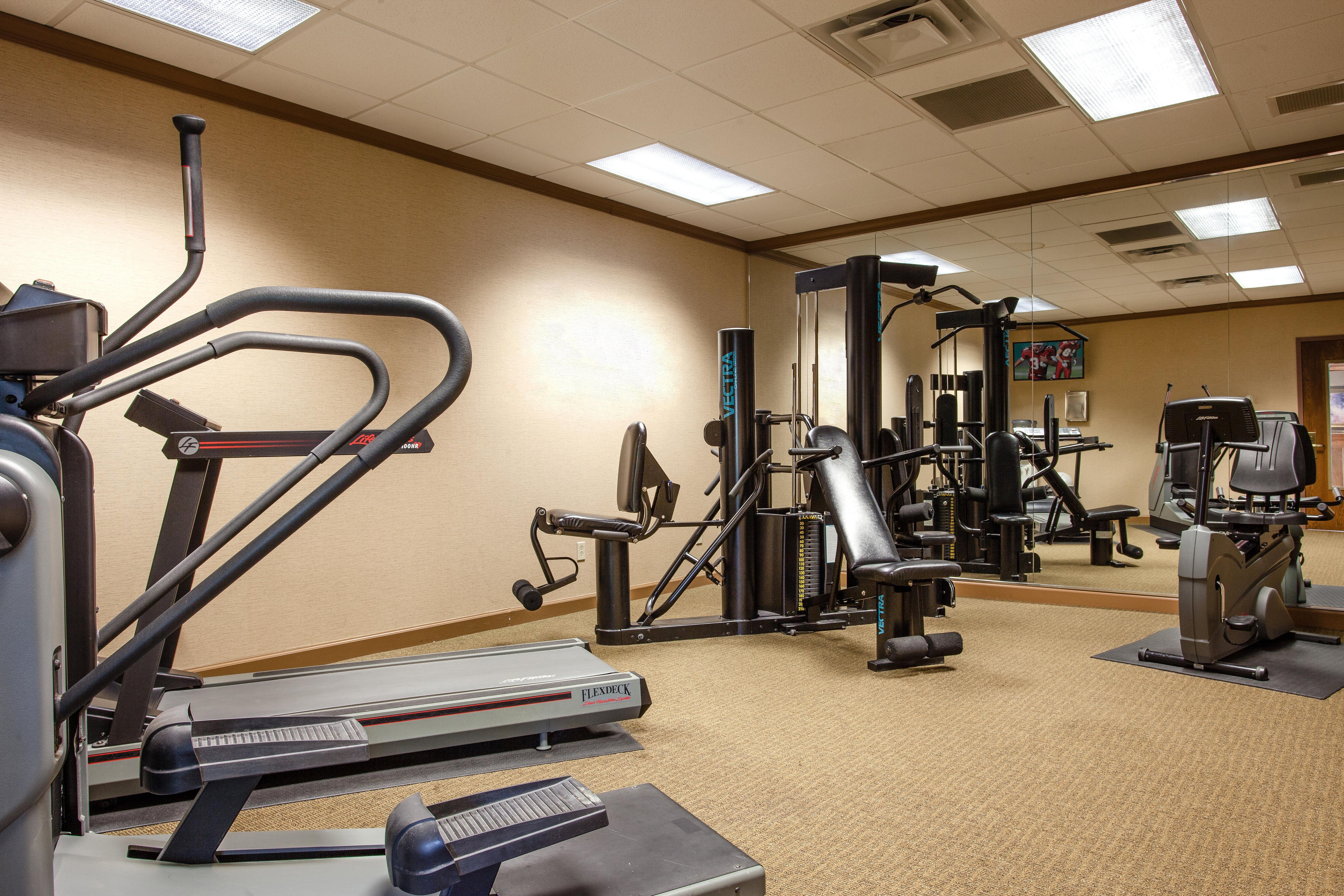 Red Roof Inn & Suites Dekalb Extérieur photo