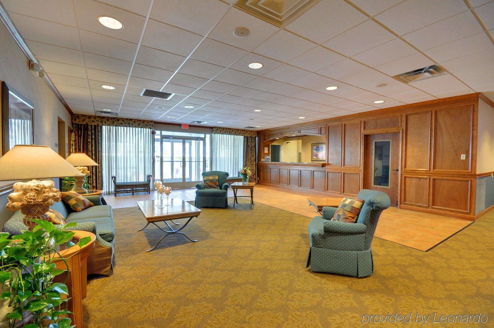 Red Roof Inn & Suites Dekalb Extérieur photo